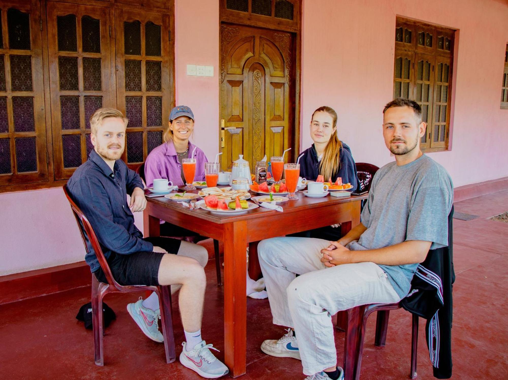Nine Arch Homestay 埃拉 外观 照片