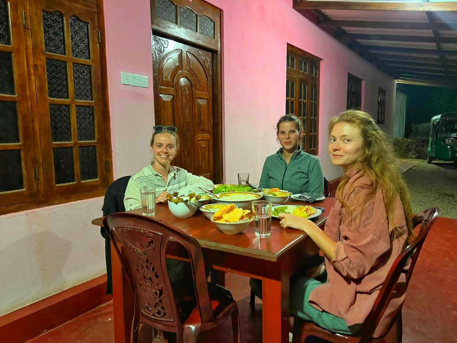 Nine Arch Homestay 埃拉 外观 照片